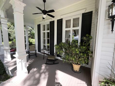 1110 River Road Schodack Landing NY 12156