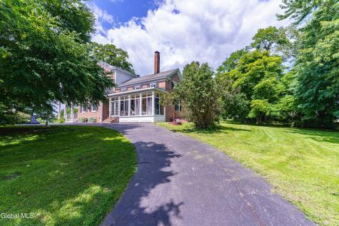1110 River Road Schodack Landing NY 12156