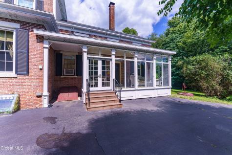 1110 River Road Schodack Landing NY 12156