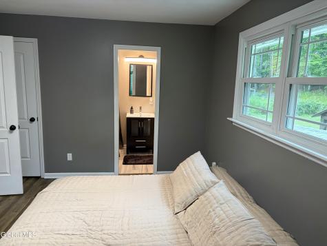606 Via Ponderosa Schenectady NY 12303