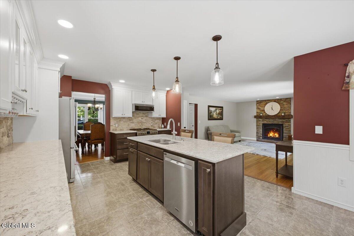 2 Sheffield Road Gansevoort NY 12831