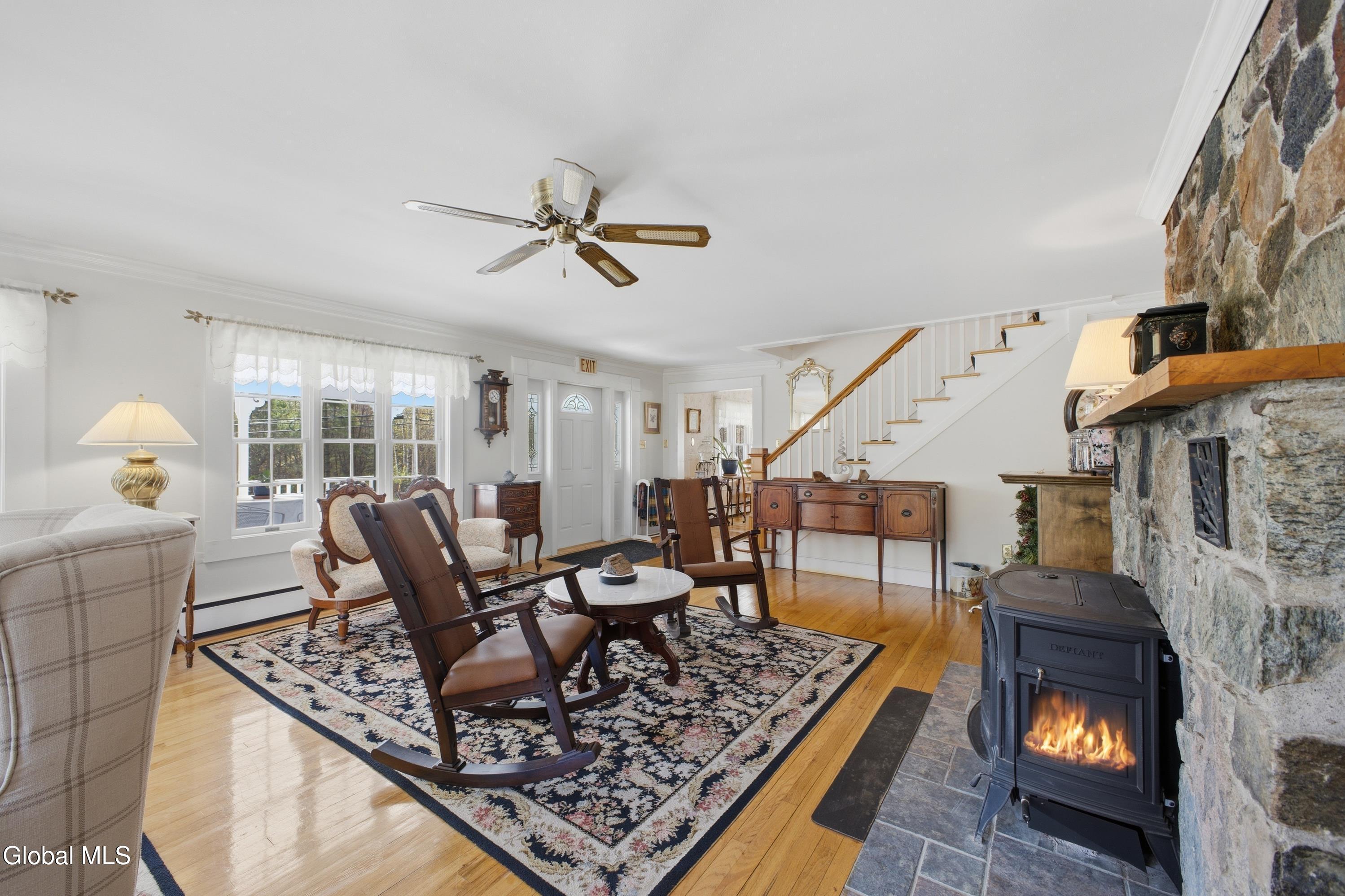 1525 U.s. 9 Schroon Lake NY 12870