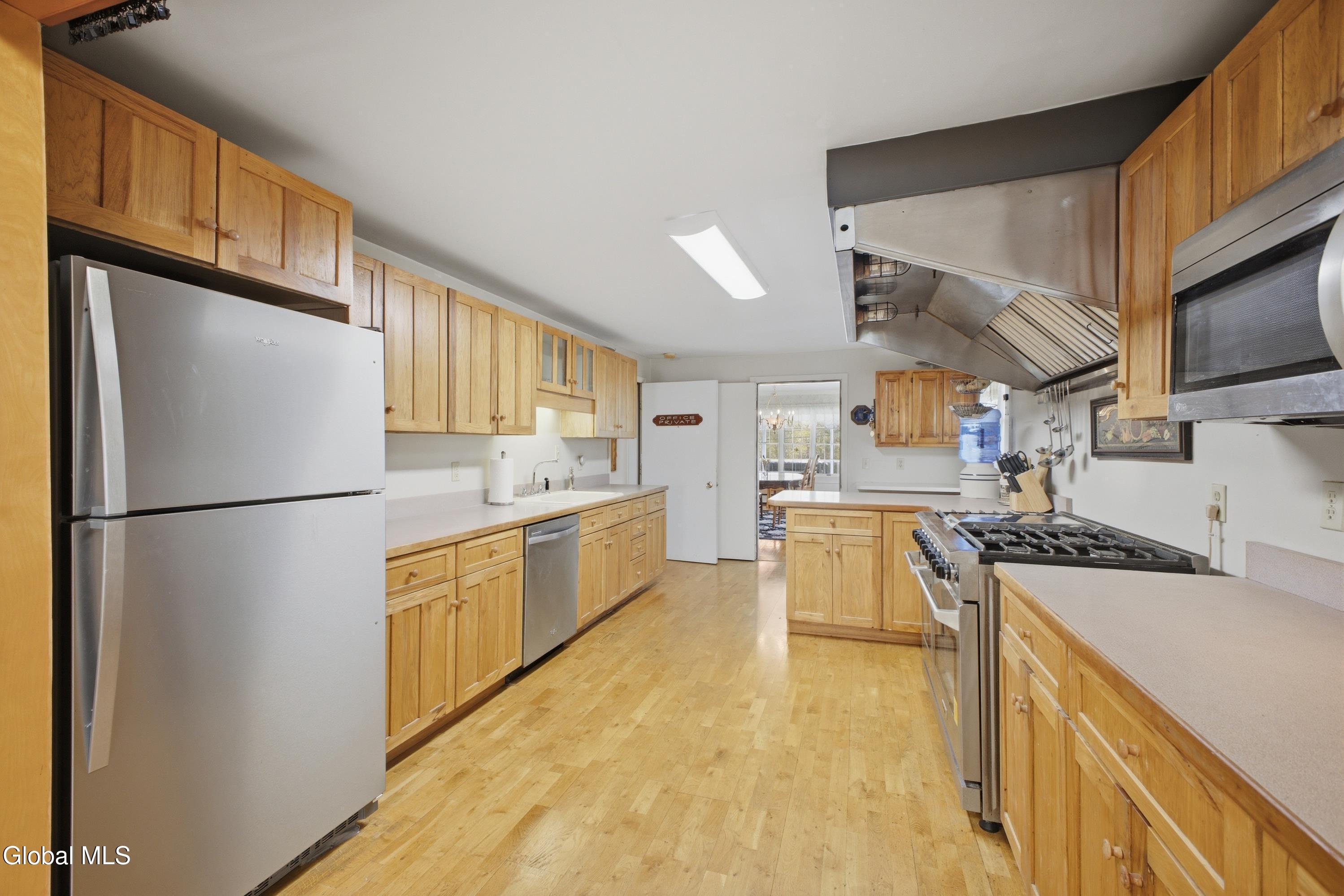 1525 U.s. 9 Schroon Lake NY 12870