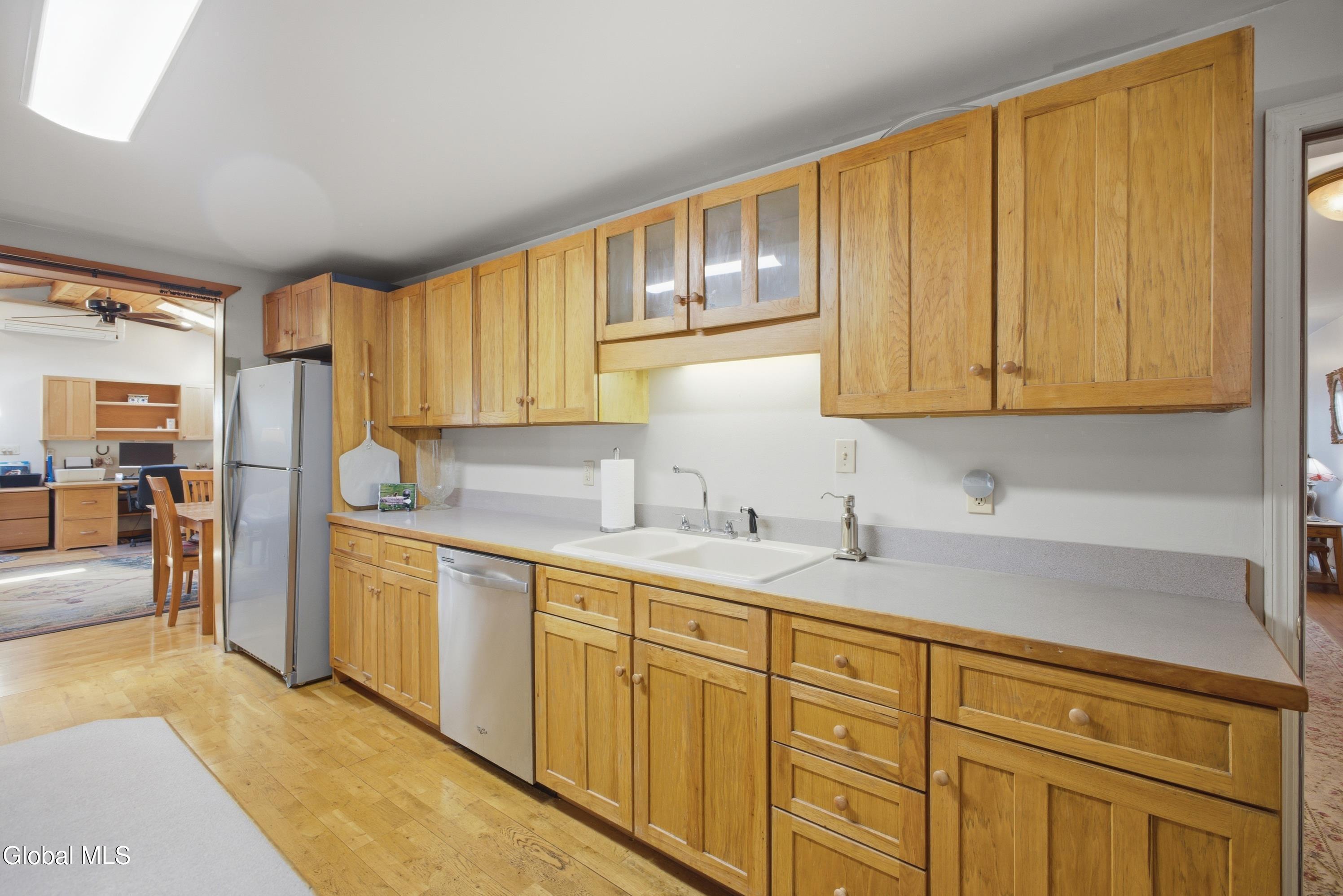 1525 U.s. 9 Schroon Lake NY 12870