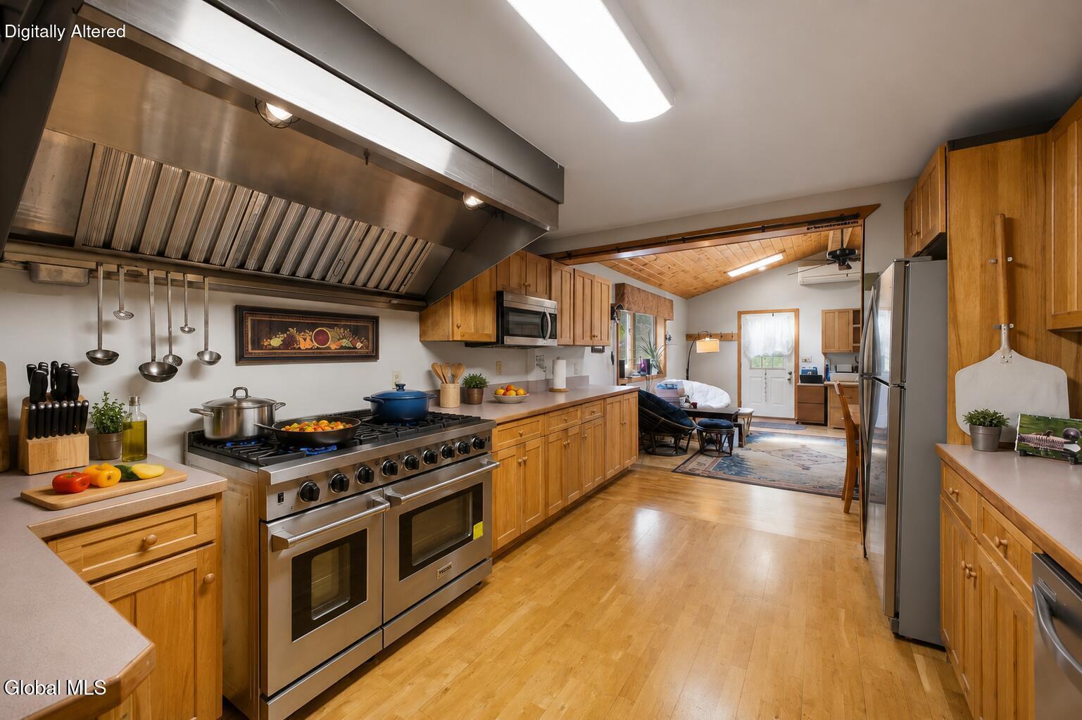 1525 U.s. 9 Schroon Lake NY 12870