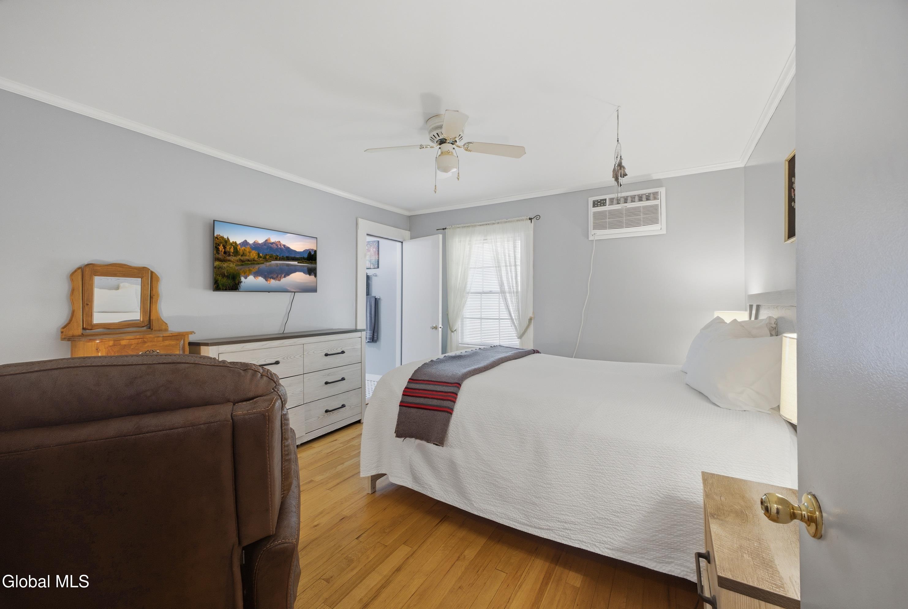 1525 U.s. 9 Schroon Lake NY 12870