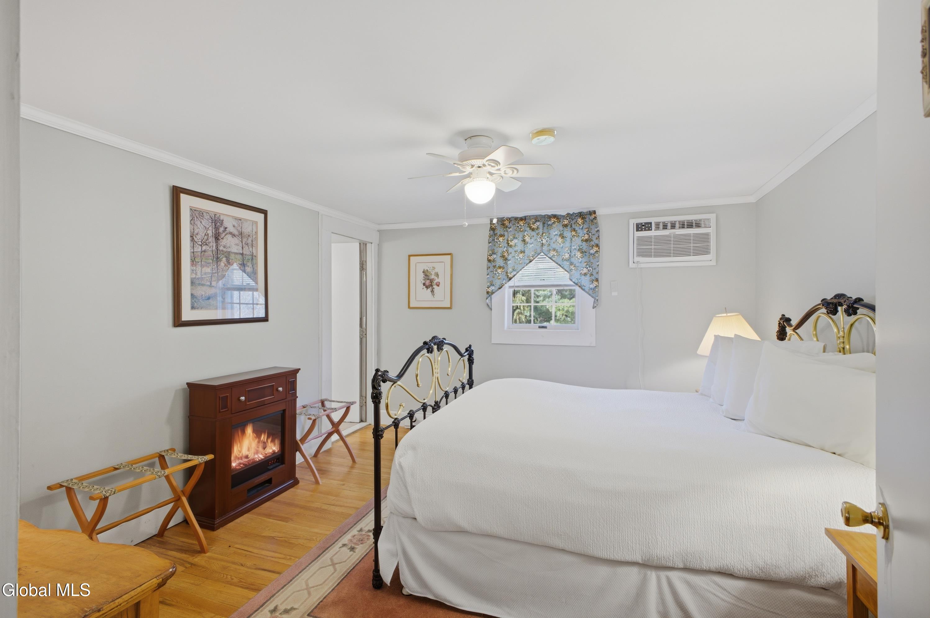 1525 U.s. 9 Schroon Lake NY 12870