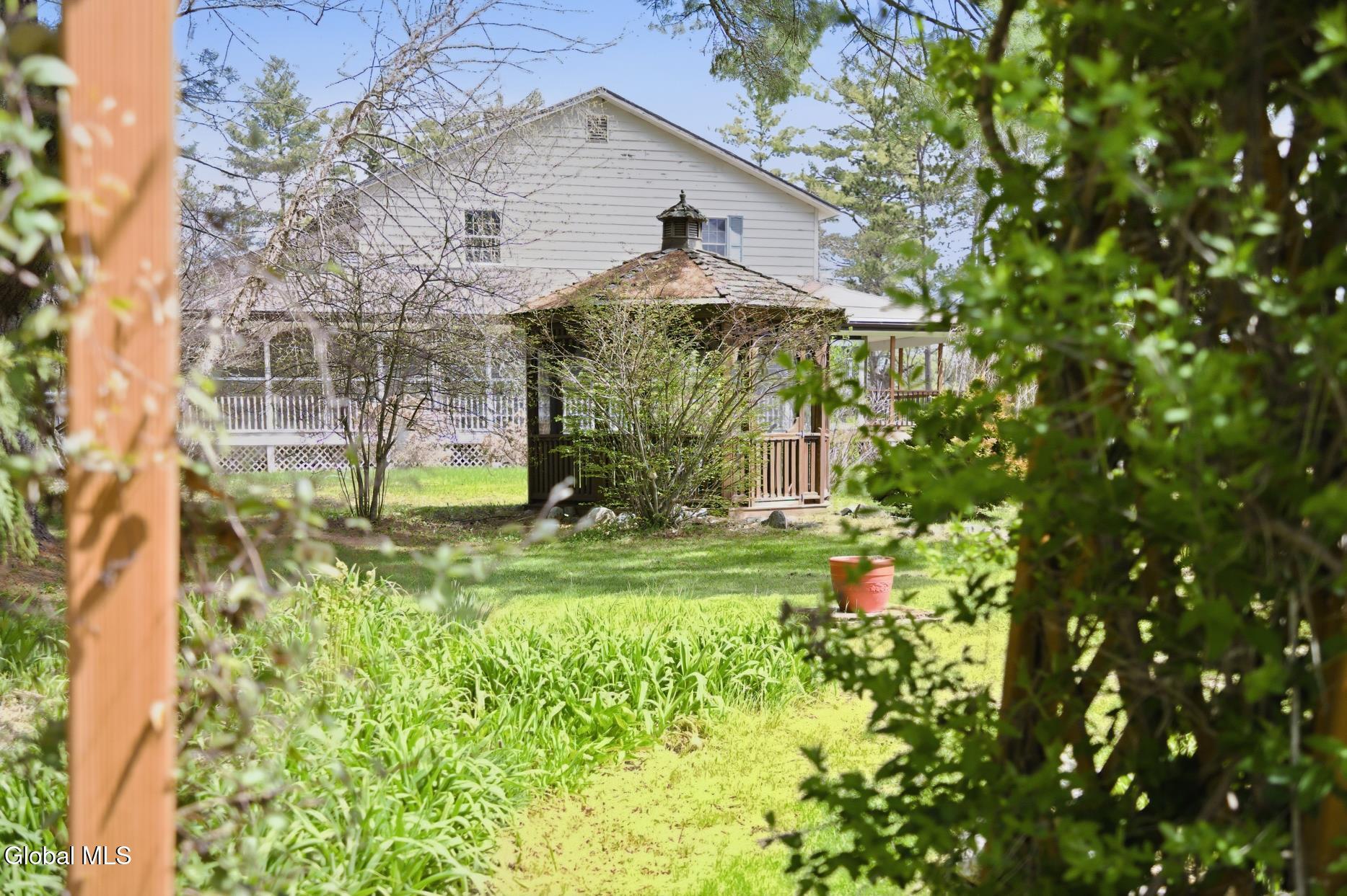 1525 U.s. 9 Schroon Lake NY 12870