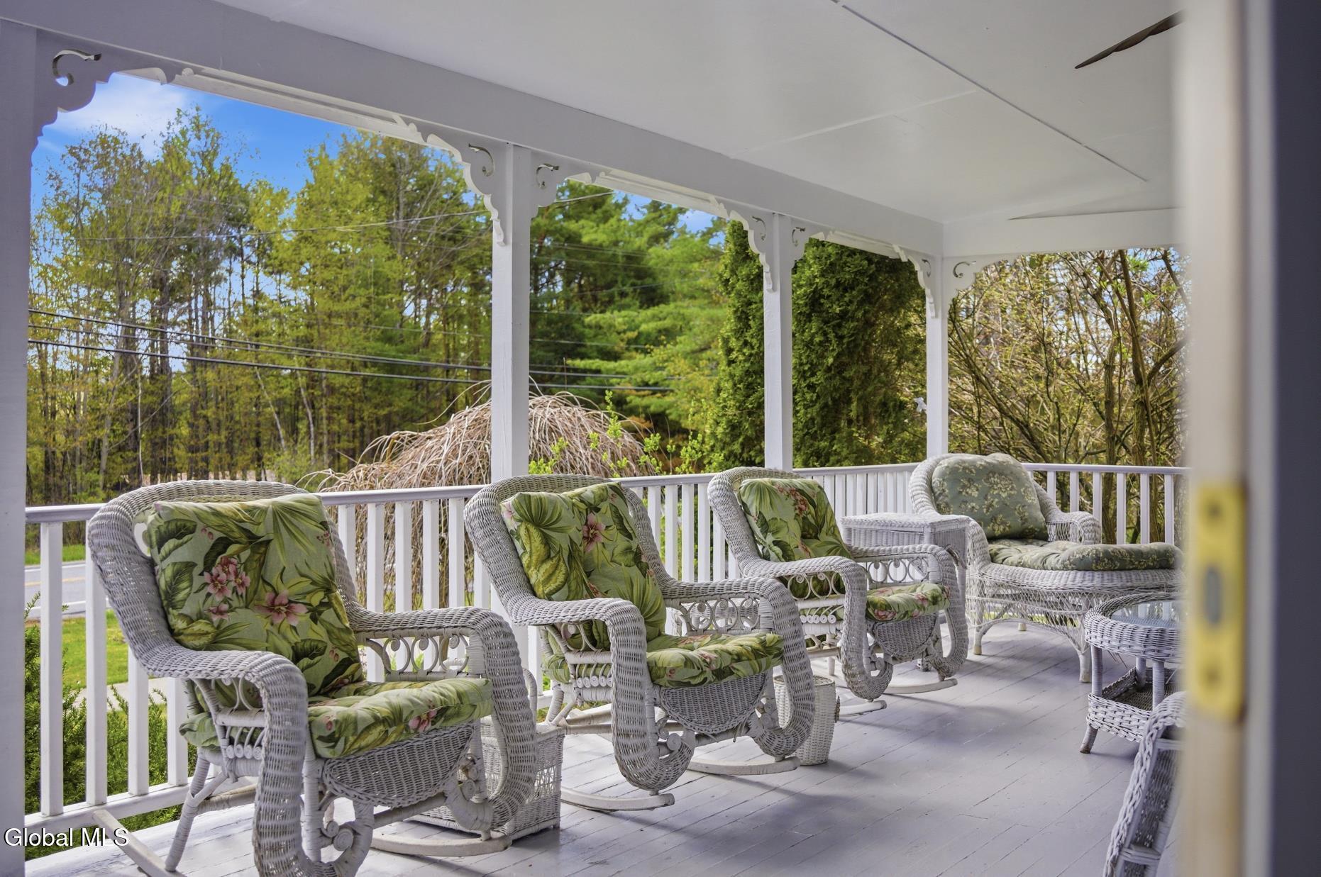 1525 U.s. 9 Schroon Lake NY 12870
