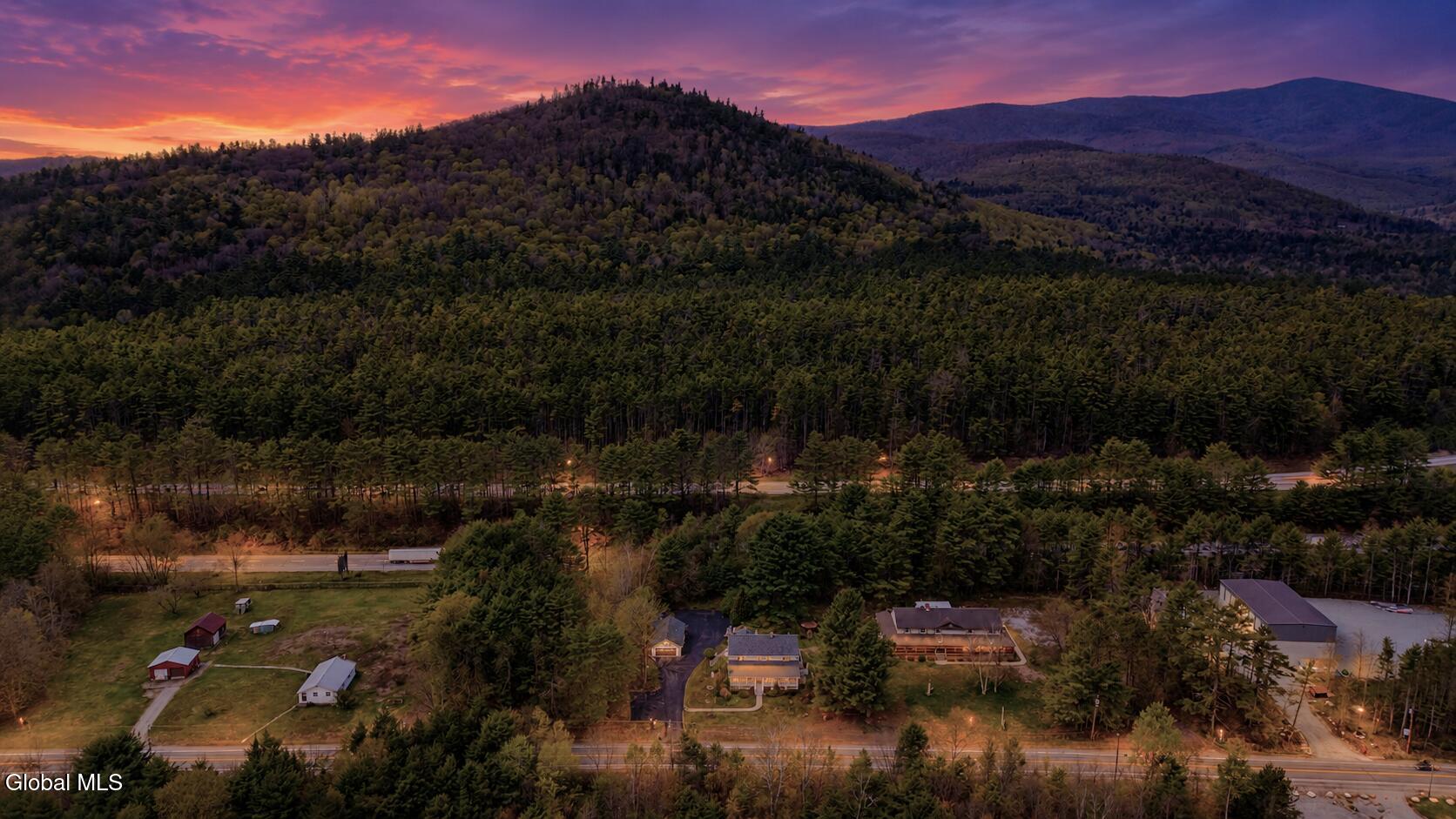 1525 U.s. 9 Schroon Lake NY 12870