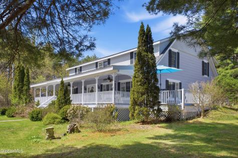 1525 U.s. 9 Schroon Lake NY 12870