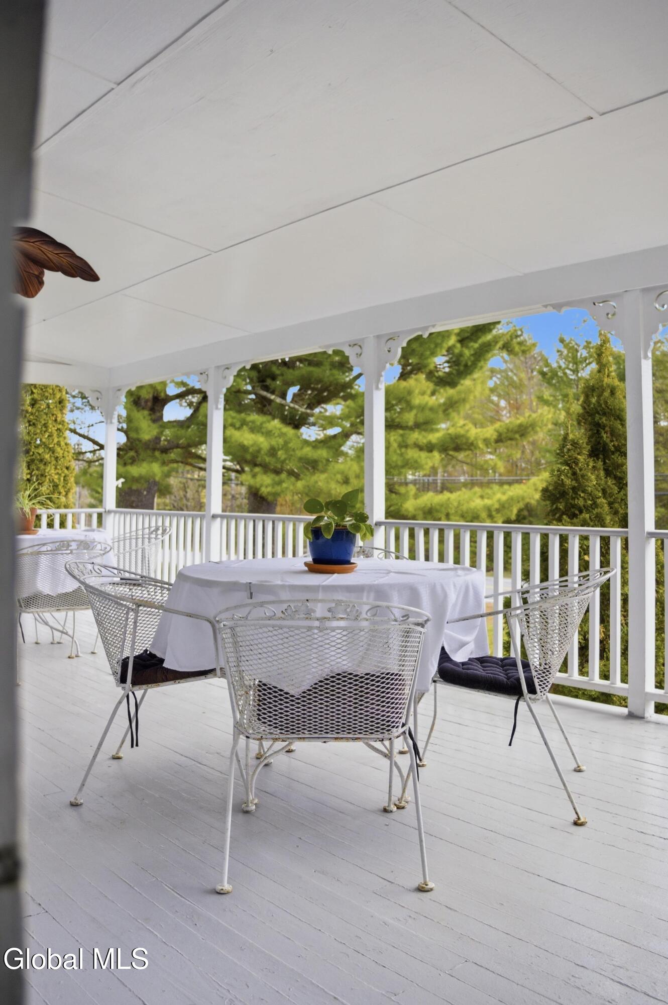 1525 U.s. 9 Schroon Lake NY 12870