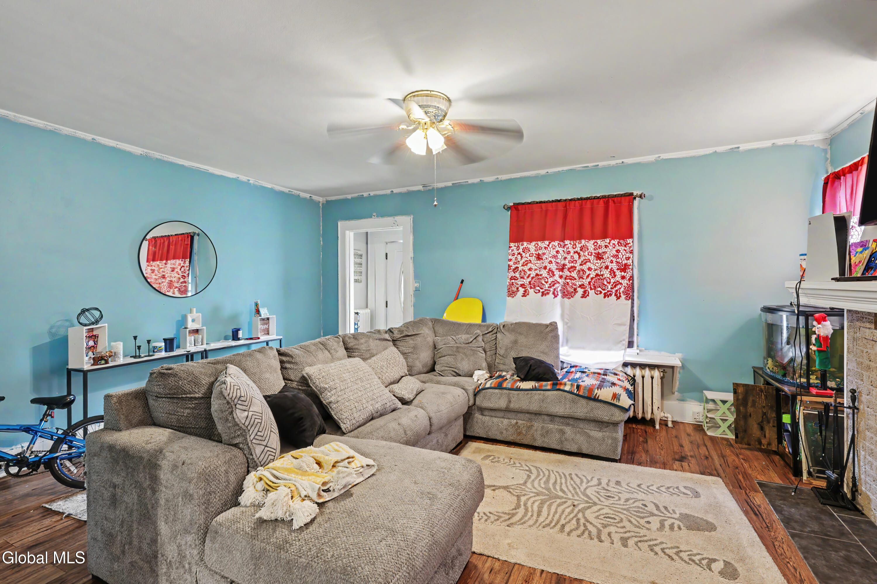 10 Arnold Avenue Amsterdam NY 12010