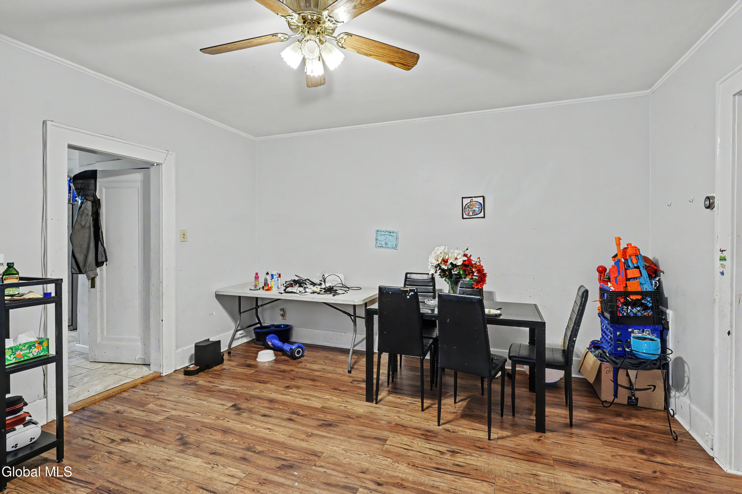 10 Arnold Avenue Amsterdam NY 12010