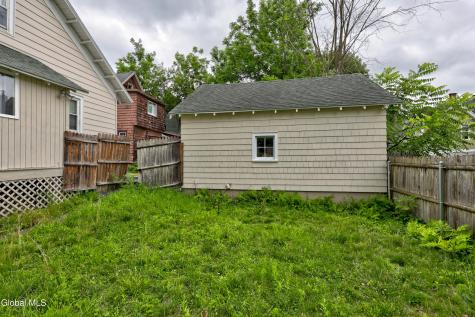 10 Arnold Avenue Amsterdam NY 12010