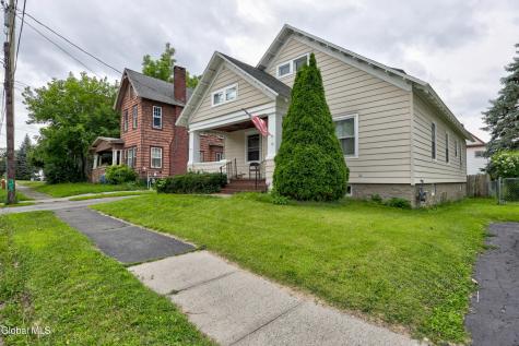 10 Arnold Avenue Amsterdam NY 12010