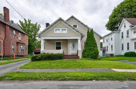 10 Arnold Avenue Amsterdam NY 12010