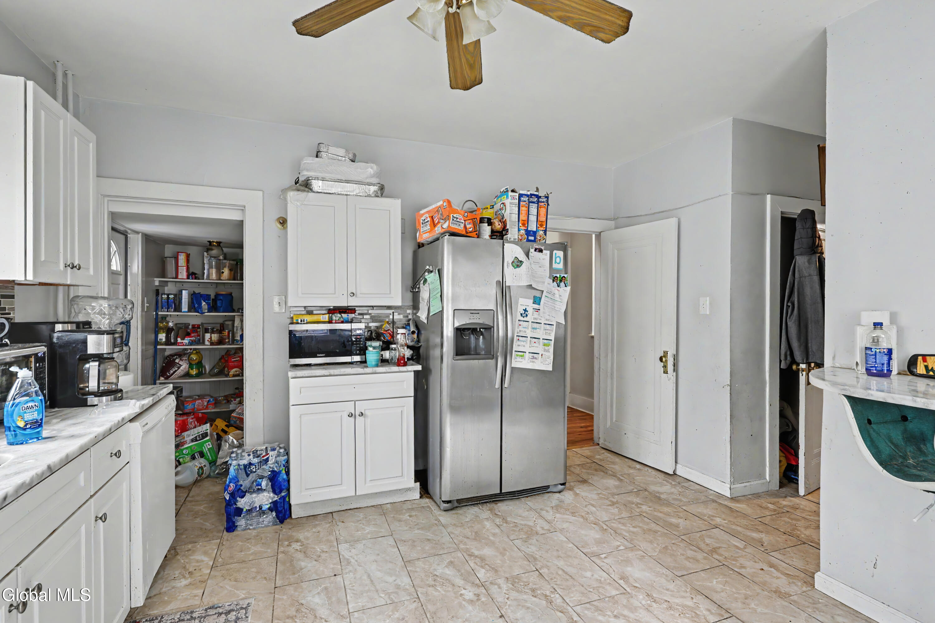 10 Arnold Avenue Amsterdam NY 12010