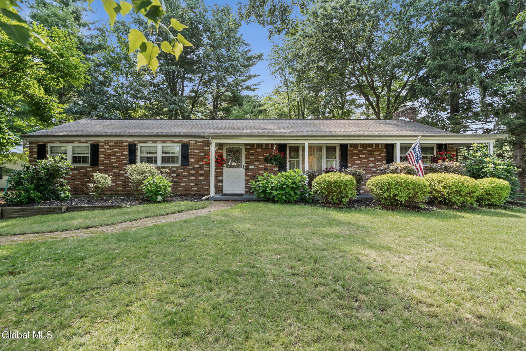 7 Rolling Brook Court Clifton Park NY 12065