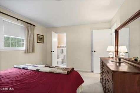 7 Rolling Brook Court Clifton Park NY 12065