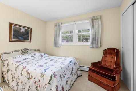 7 Rolling Brook Court Clifton Park NY 12065