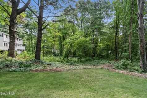 7 Rolling Brook Court Clifton Park NY 12065