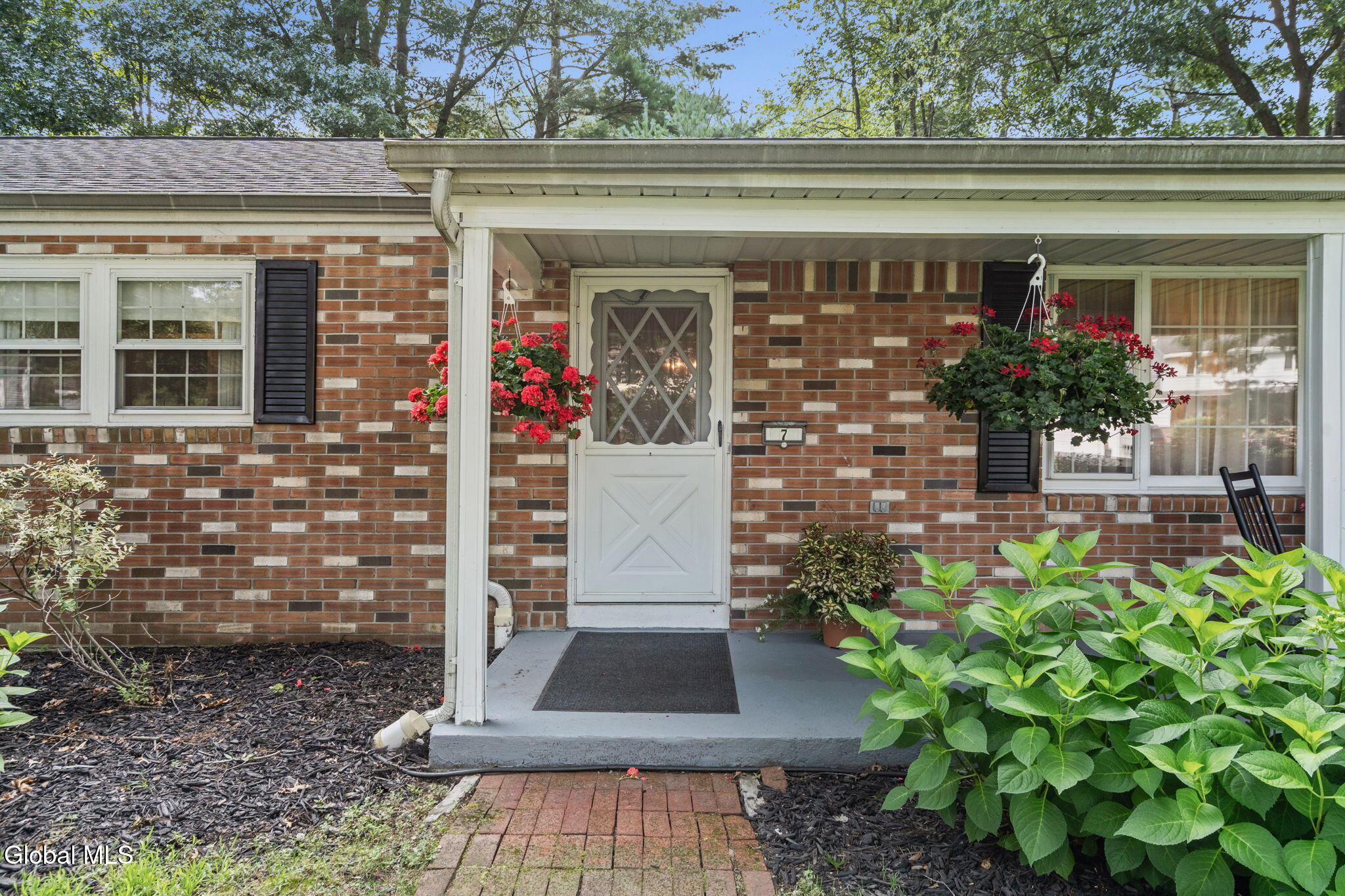 7 Rolling Brook Court Clifton Park NY 12065