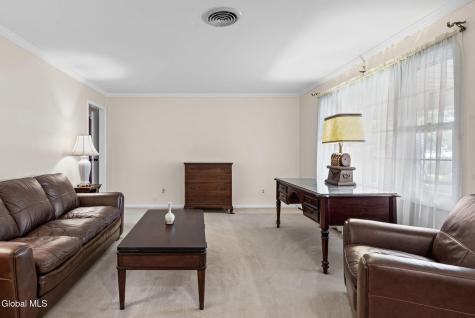 7 Rolling Brook Court Clifton Park NY 12065