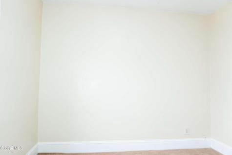 37 Chiswell Street Schenectady NY 12304