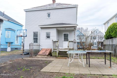 37 Chiswell Street Schenectady NY 12304