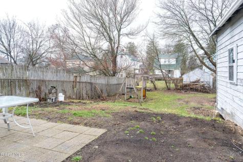 37 Chiswell Street Schenectady NY 12304