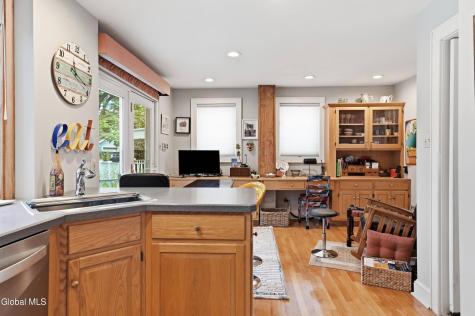 59 Academy Road Albany NY 12208