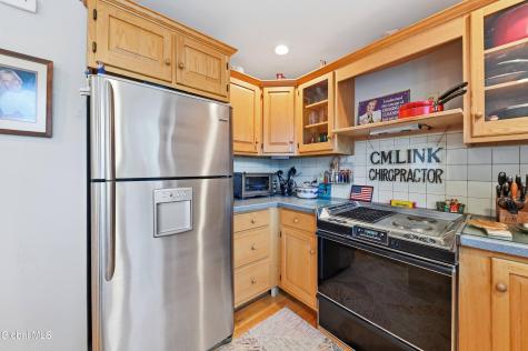 59 Academy Road Albany NY 12208