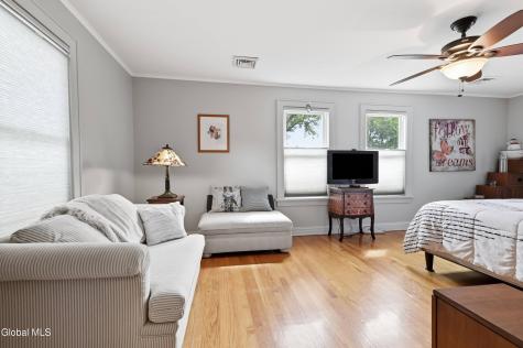 59 Academy Road Albany NY 12208