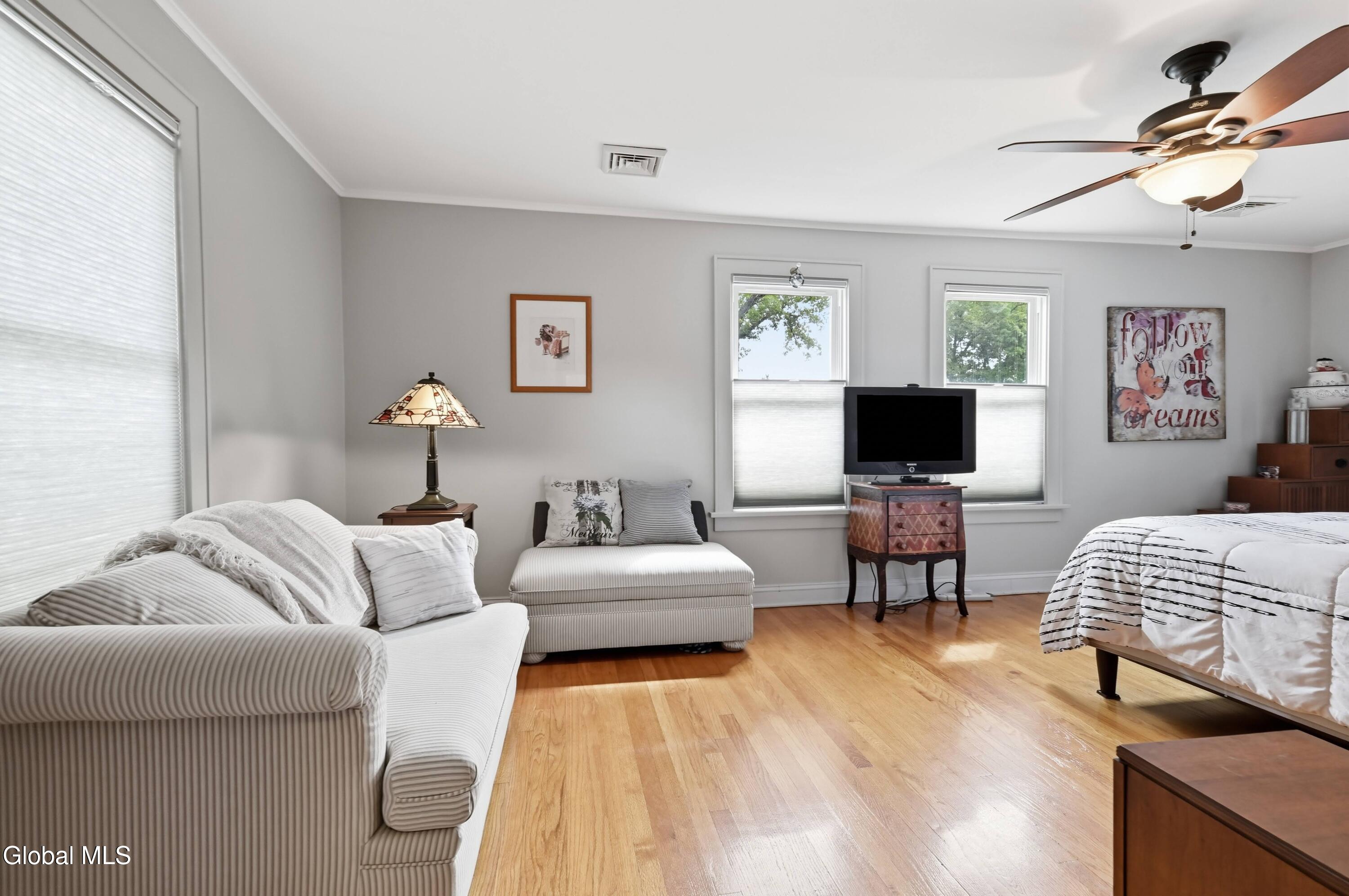 59 Academy Road Albany NY 12208