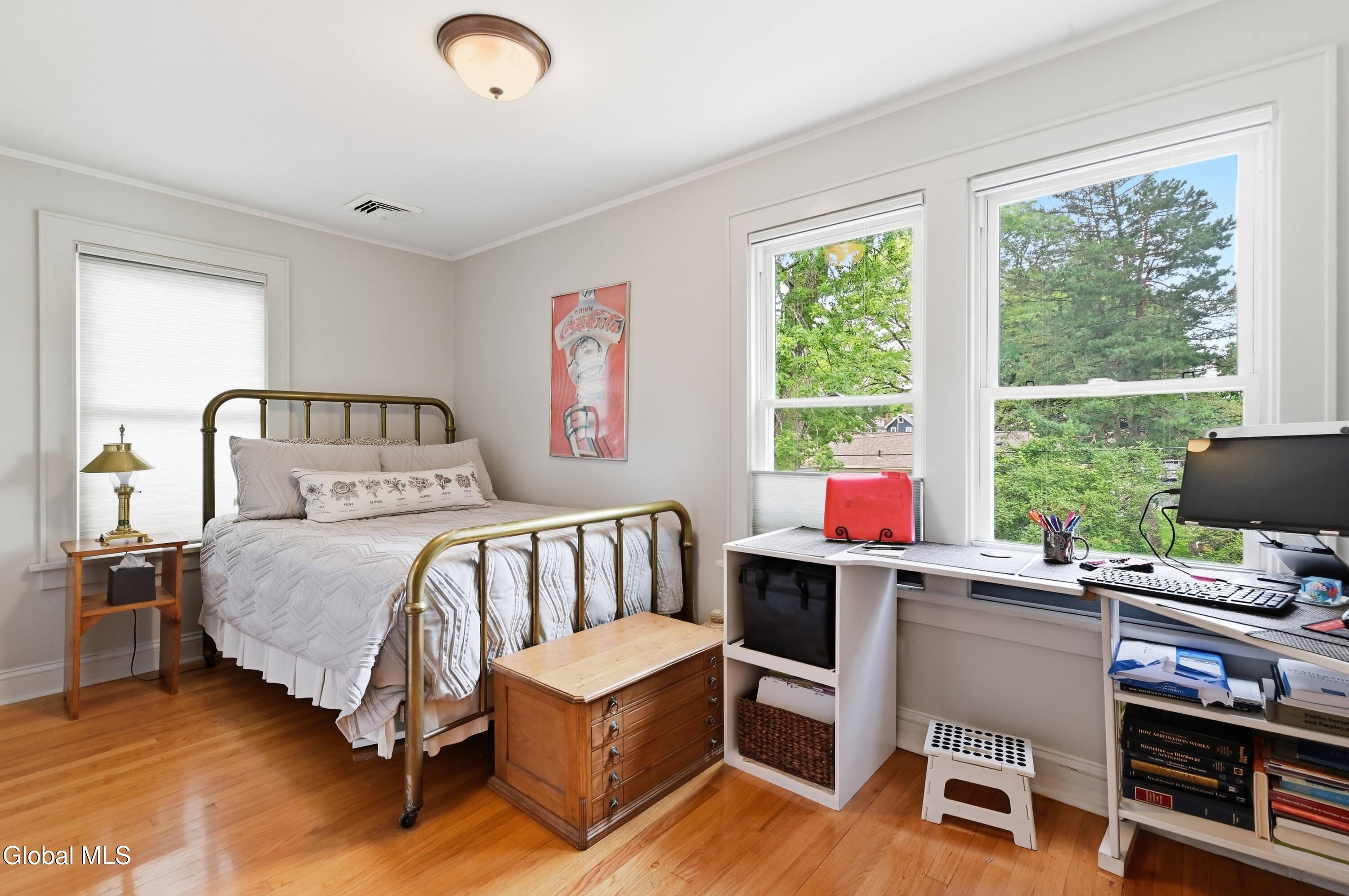 59 Academy Road Albany NY 12208