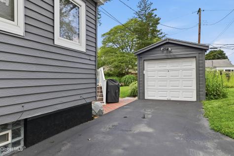 59 Academy Road Albany NY 12208