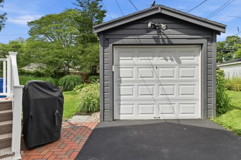 59 Academy Road Albany NY 12208
