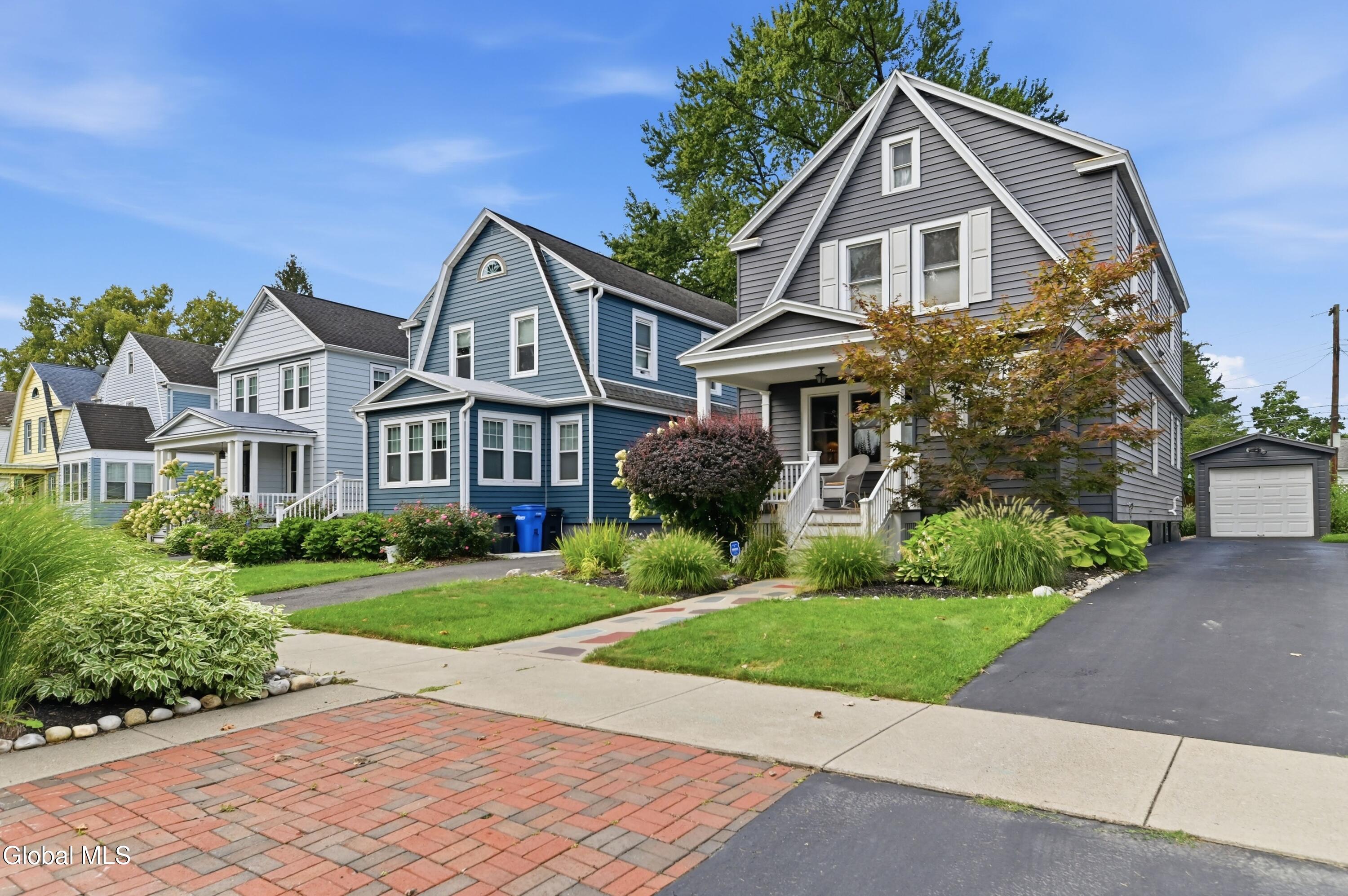 59 Academy Road Albany NY 12208
