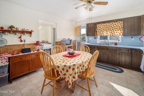 83 Casey Road Schaghticoke NY 12154