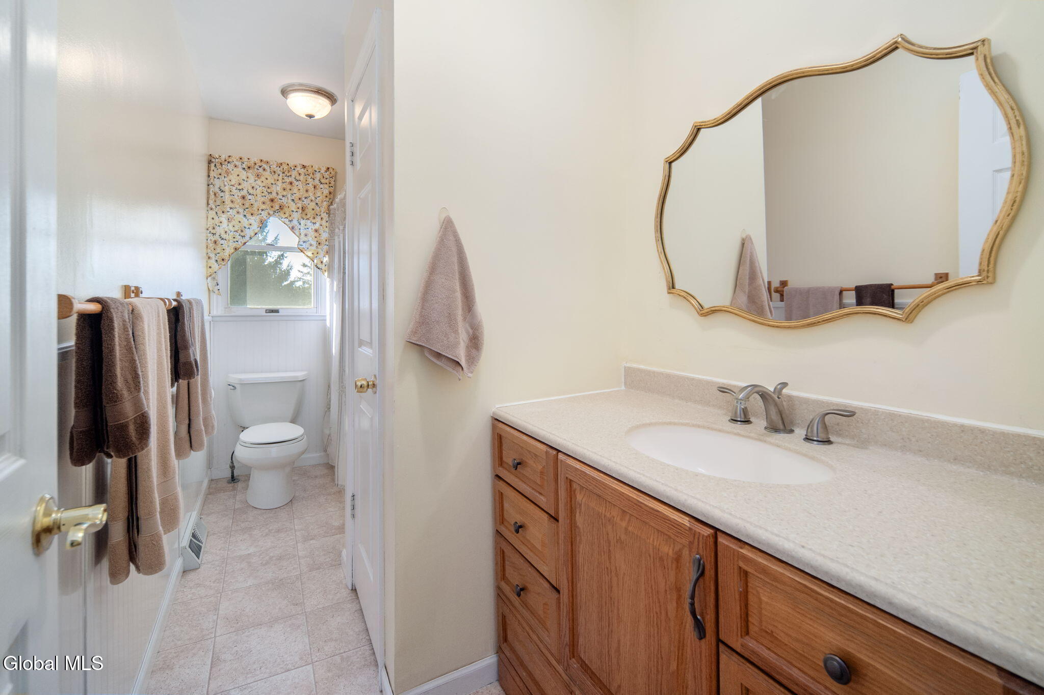 83 Casey Road Schaghticoke NY 12154