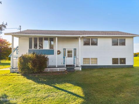 83 Casey Road Schaghticoke NY 12154