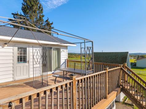 83 Casey Road Schaghticoke NY 12154