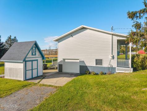 83 Casey Road Schaghticoke NY 12154