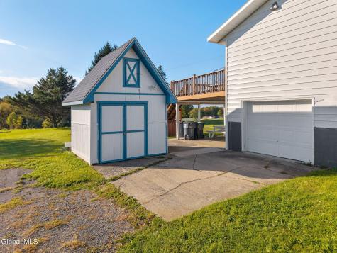 83 Casey Road Schaghticoke NY 12154