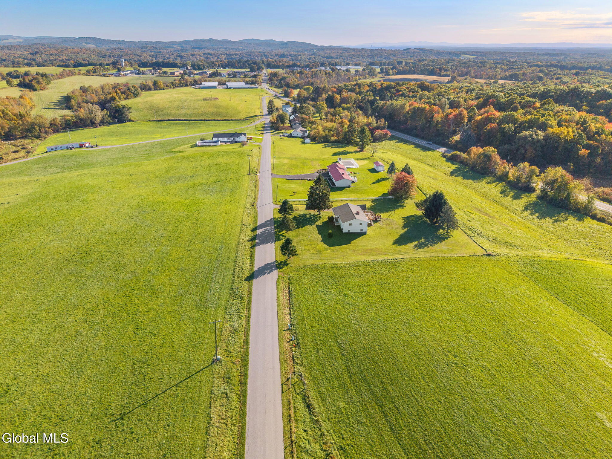 83 Casey Road Schaghticoke NY 12154