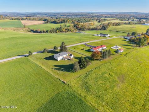 83 Casey Road Schaghticoke NY 12154