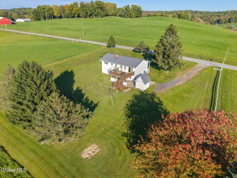 83 Casey Road Schaghticoke NY 12154