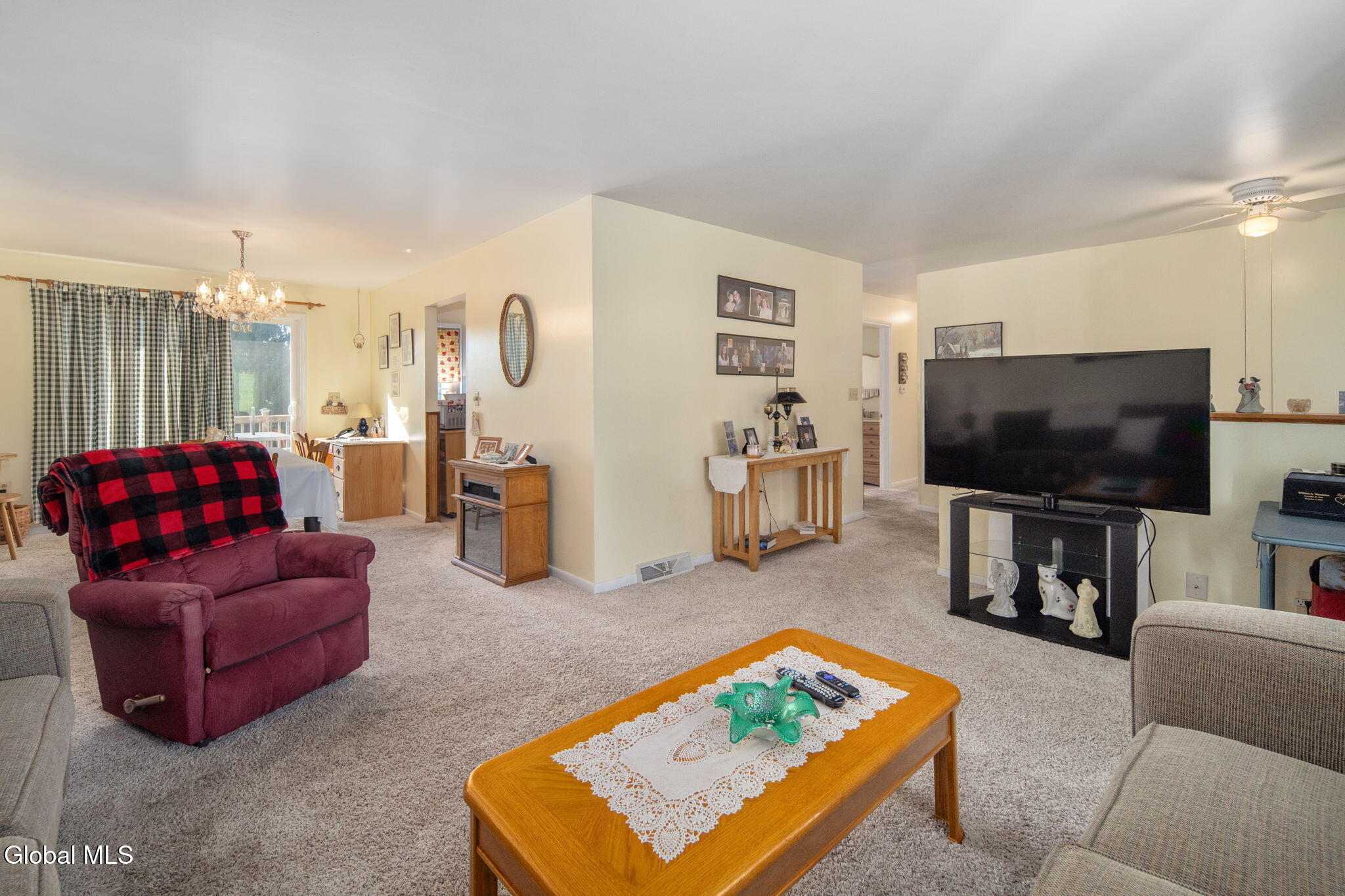 83 Casey Road Schaghticoke NY 12154
