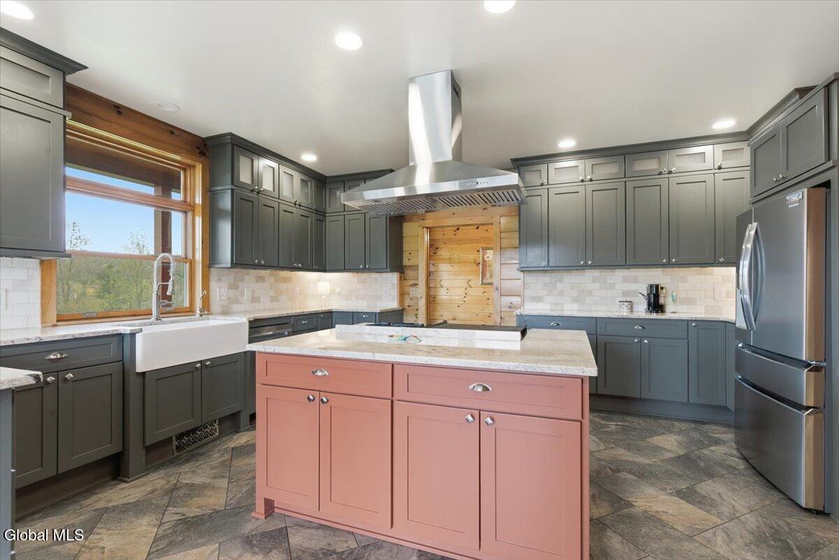 425 Bullock Road Slingerlands NY 12159